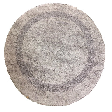Deer Industries Kids Interior. Round rug pale lilac by Deer. Home decoration. Comfortable soft round rug.