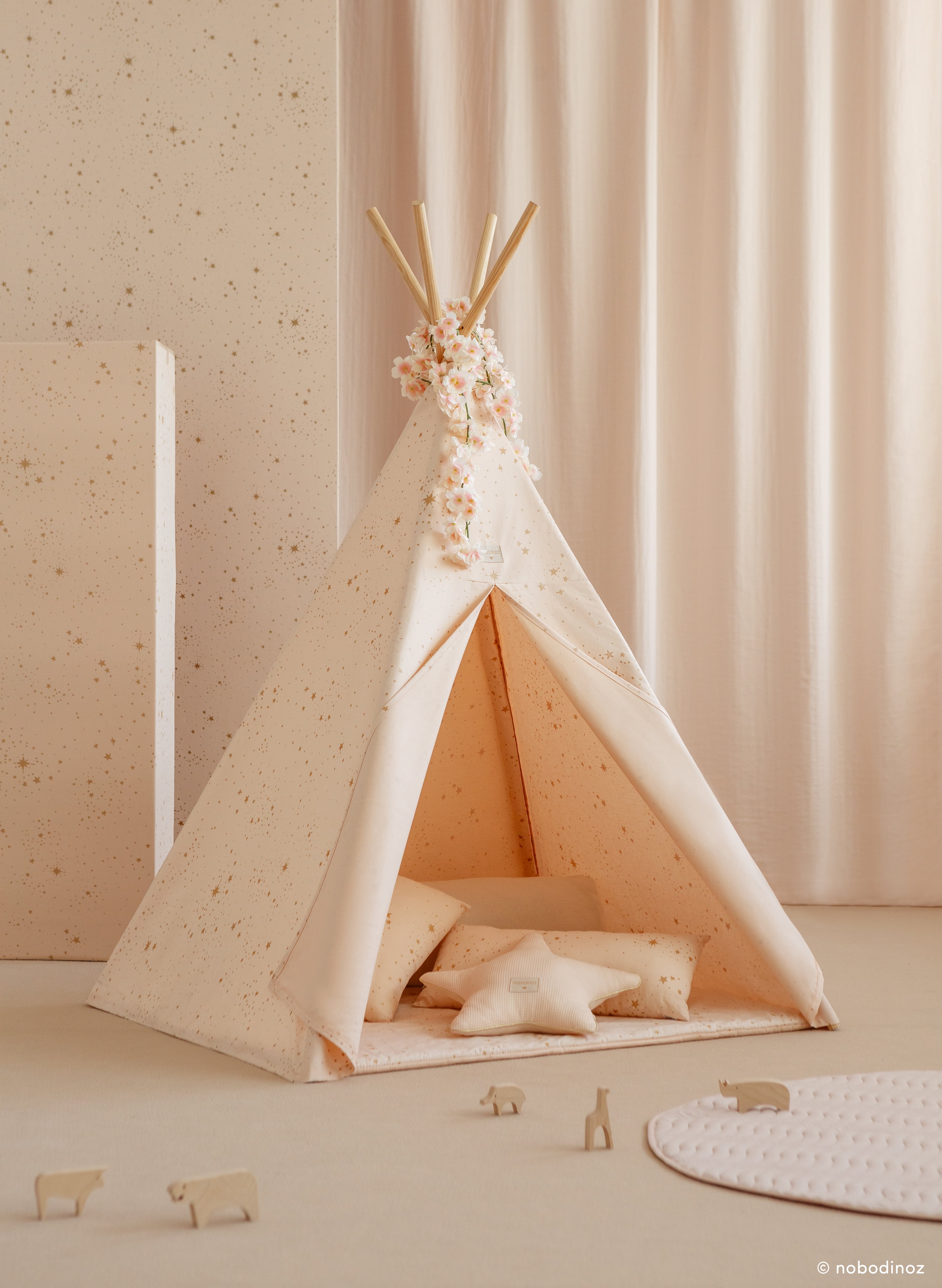 Children's play tent in pink with a geometric pattern, kids tipi tent, children tipi tent, girls room kids decor, available in Singapore