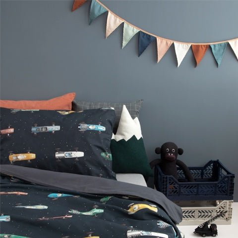 Deer Industries Kids Interior. Duvet Cover Boys Racing Cars by Studio Ditte. Cotton Duvet Cover Anthracite with cars. Boys bedding. 