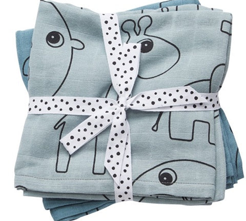 Deer Industries Done by Deer Swaddle Contour Blue. Baby swaddle, must-have for newborn. Scandinavian design, nordic design for baby.