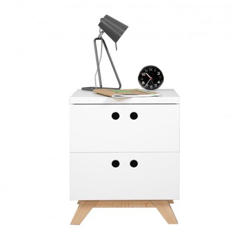 Deer Industries Kids furniture Bopita Lynn bedside table. Scandinavian design matte white with natural wood. Nordic style kids nightstand with double drawers.