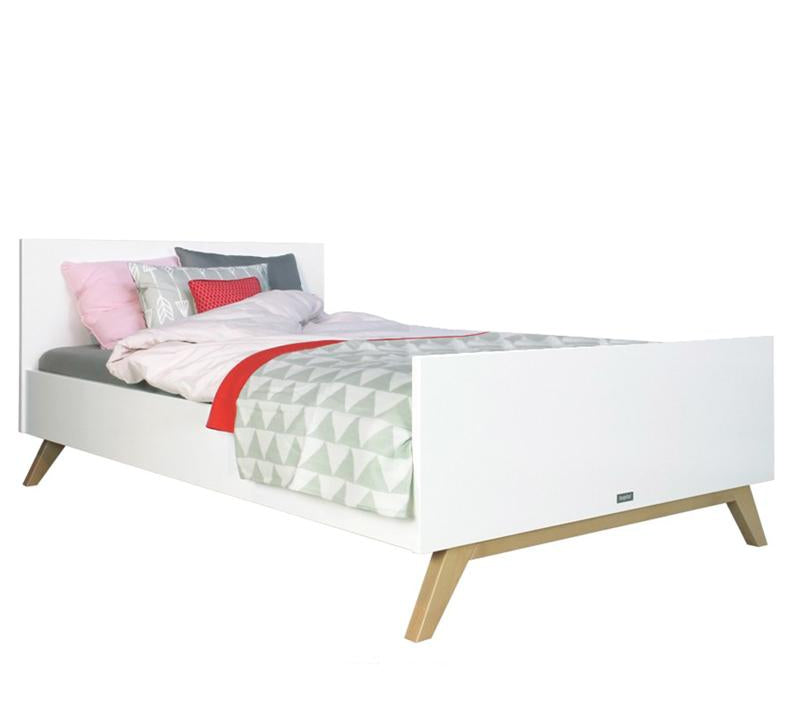 deerindustries kids furniture bedroom collection Bopita Lynn twin size bed for teenager white in combination with natural wood